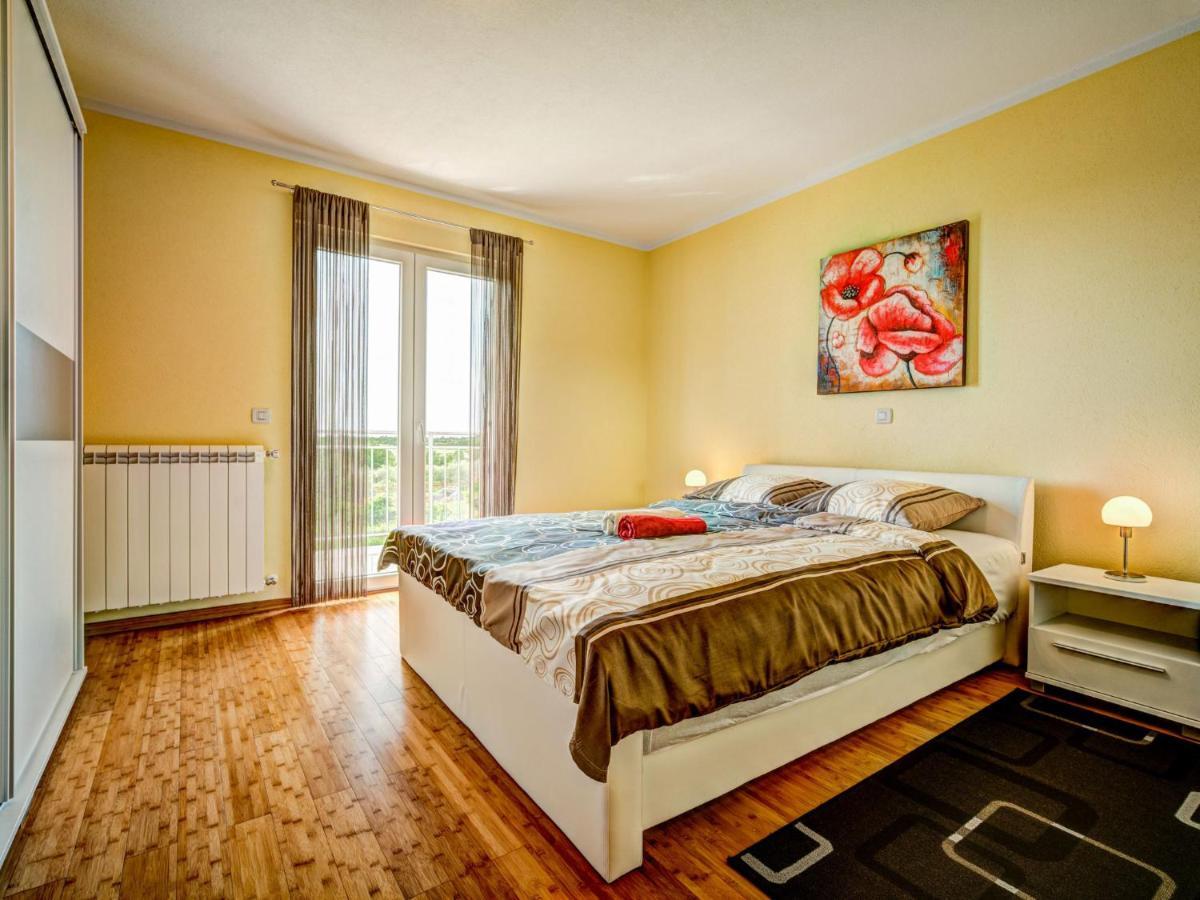 Apartment Tommy-2 By Interhome Kmeti Kültér fotó