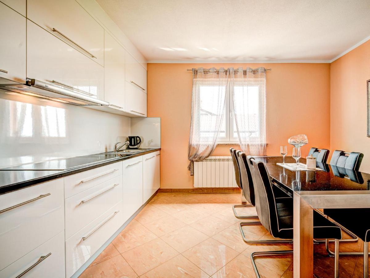 Apartment Tommy-2 By Interhome Kmeti Kültér fotó