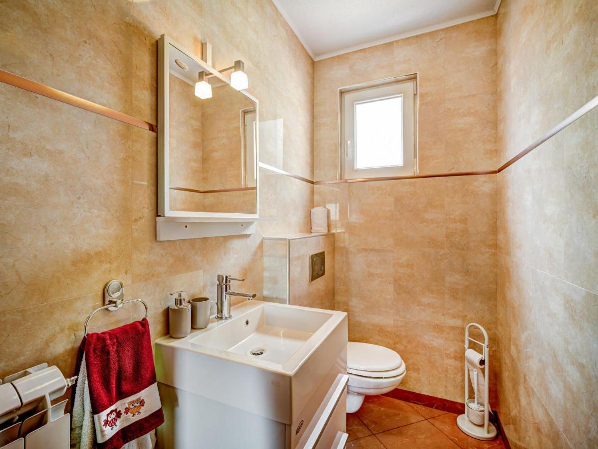 Apartment Tommy-2 By Interhome Kmeti Kültér fotó